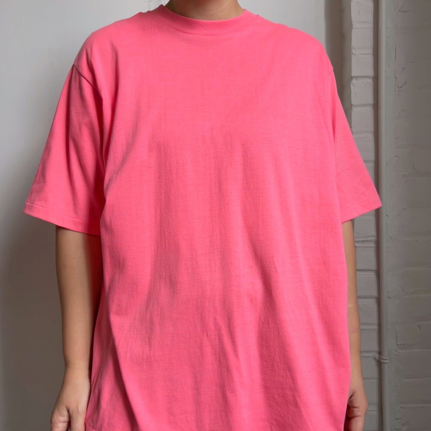 90s Vintage Neon Pink Blank T-shirt