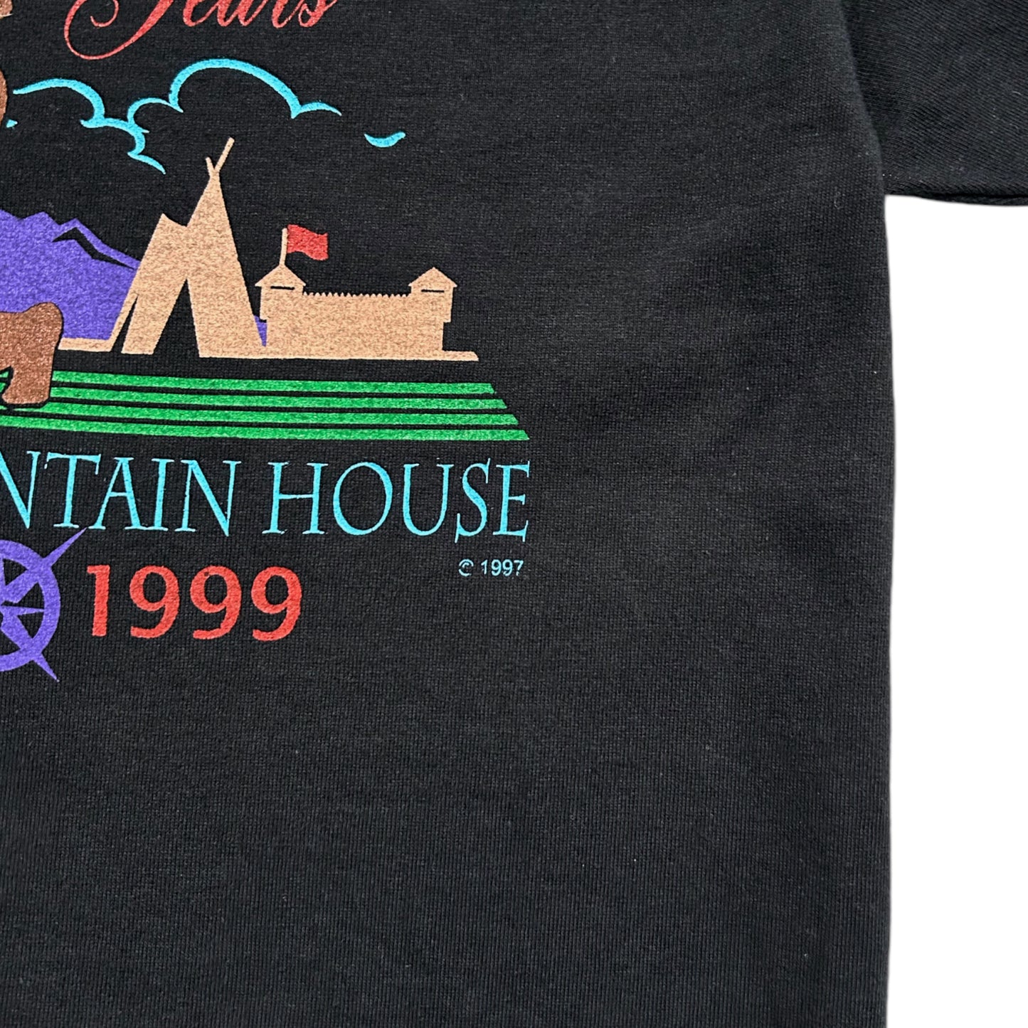 90s Vintage Rocky Mountain House T-shirt