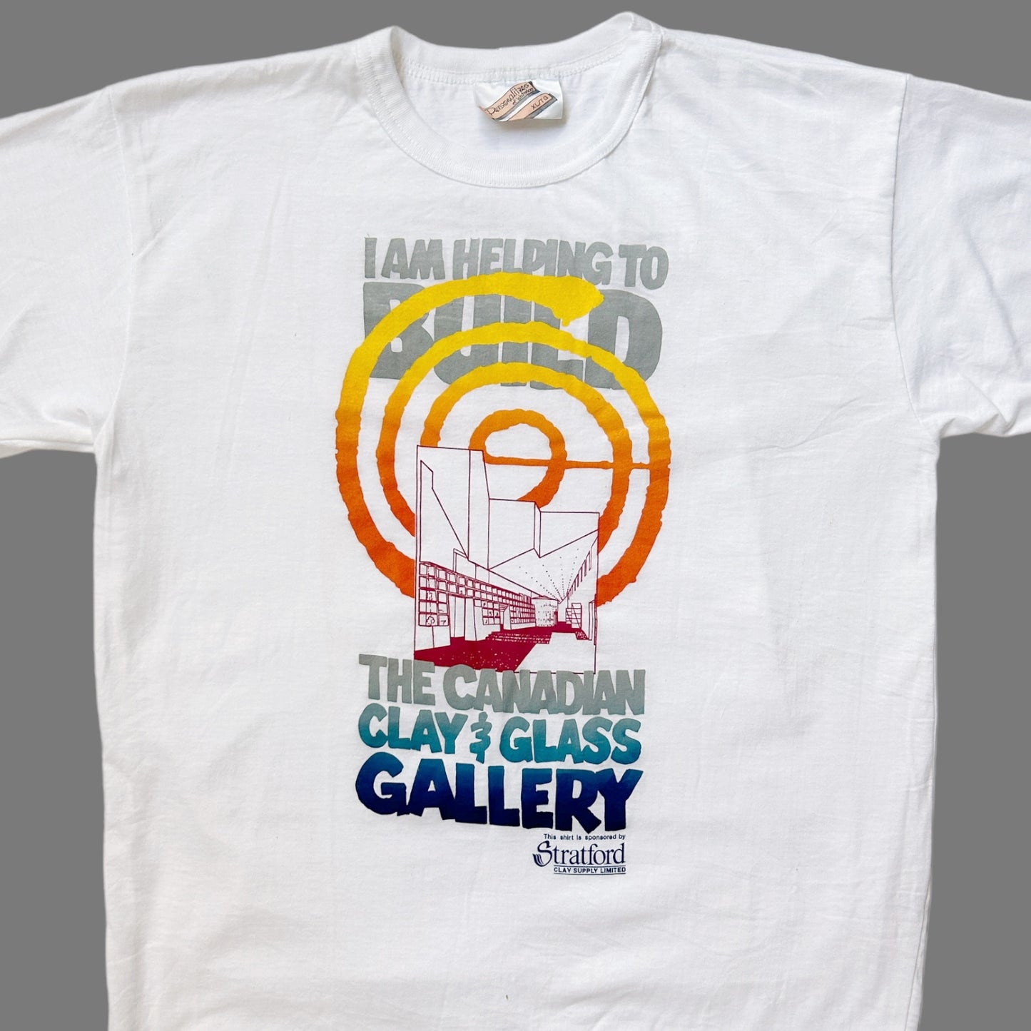 90s Vintage Canadian Clay and Glass Gallery T-shirt