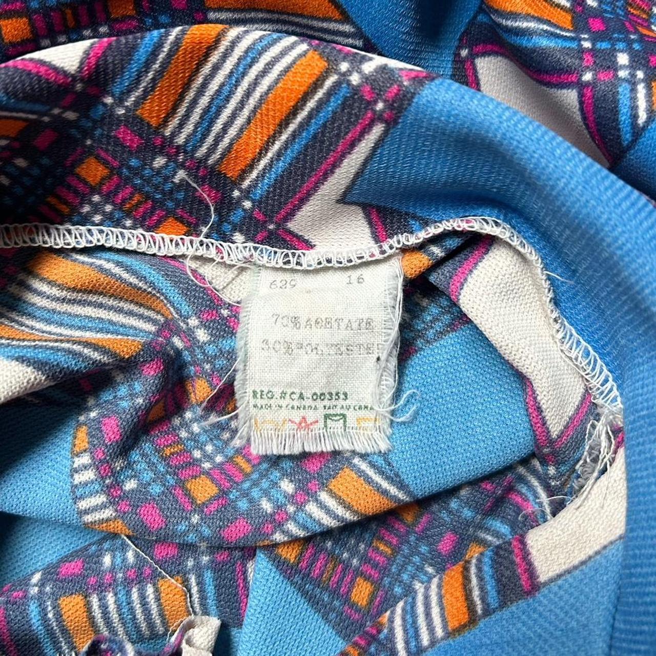 70s vintage pointed collar patchwork pattern top.