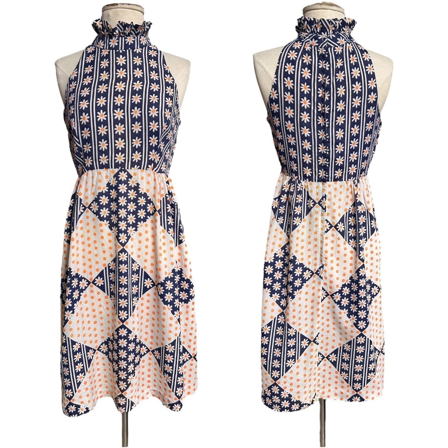 70s Vintage Daisy Print Mini Dress.