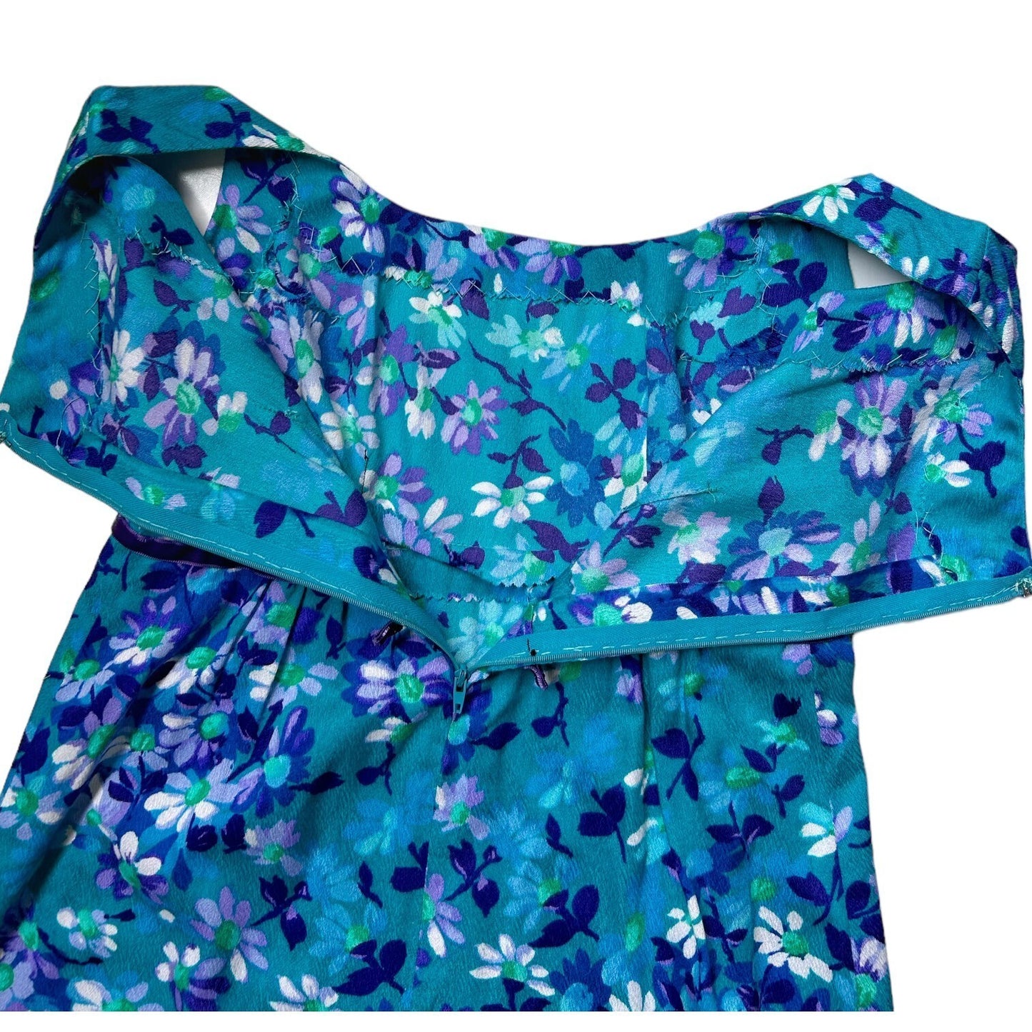 70s Vintage Hawaiian Empire Waist Daisy Dress.