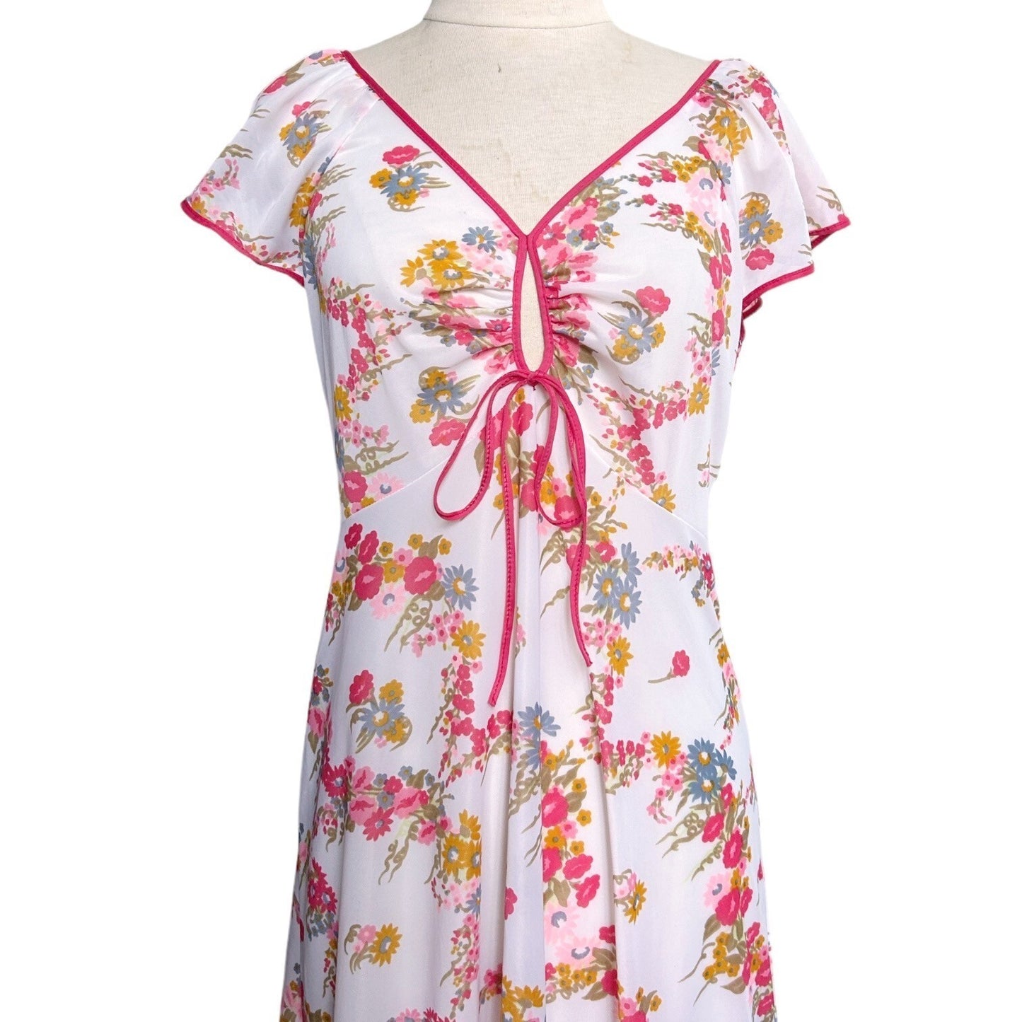 70s Vintage Floral Cutout Maxi Dress/Nightgown.